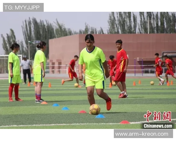 新疆发货的足球明星挂画让您的家居更添运动气息与活力